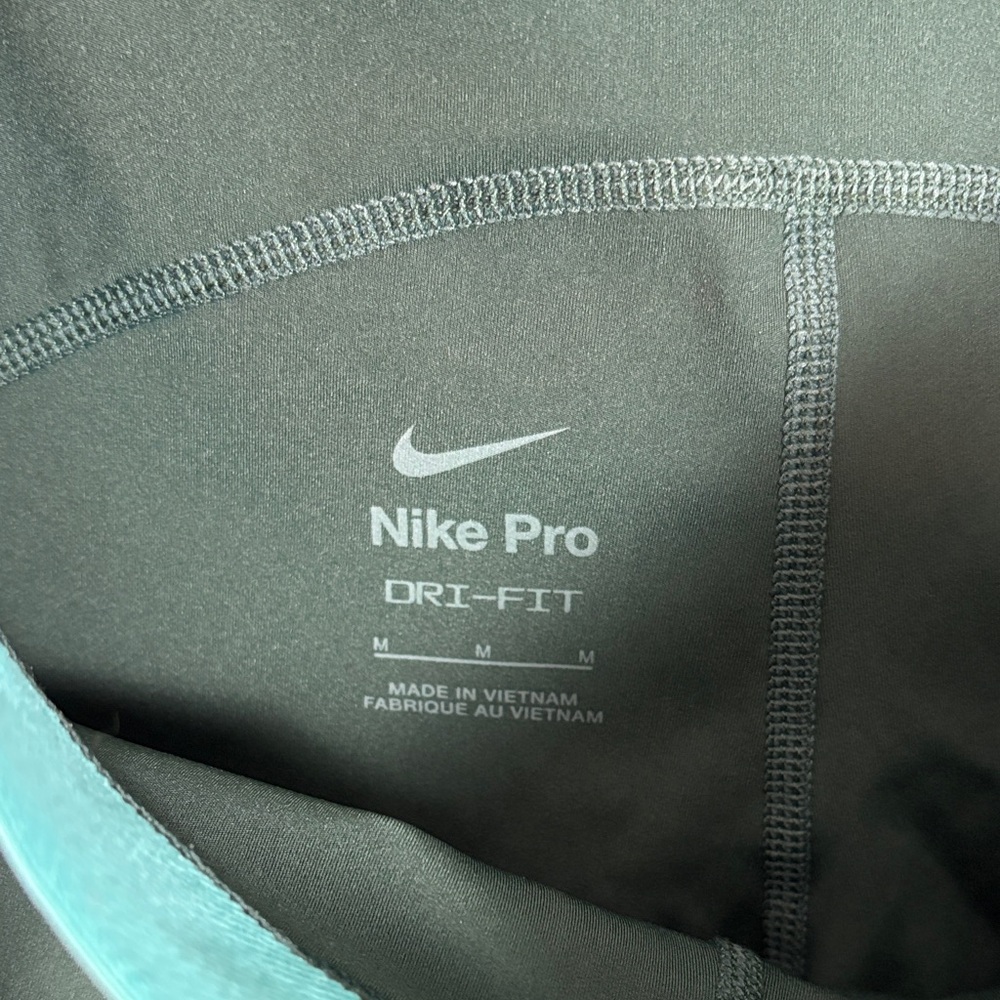 Nike Pro Women’s Dark Green Leggings - image 3
